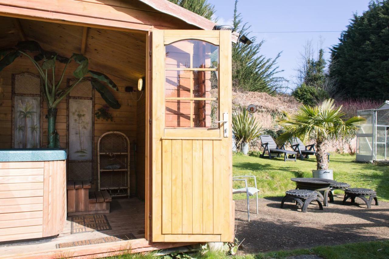 Ralph'S Barn Villa นิวพอร์ต ภายนอก รูปภาพ